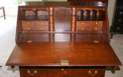 Period slant lid Governor Winthrop desk early 1800s 