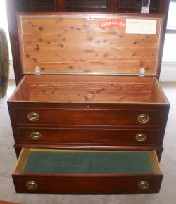 Mahogany lane cedar chest