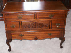 Lane queen anne mahogany cedar chest