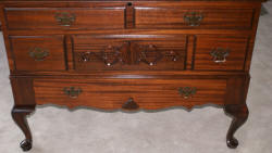 Lane queen anne mahogany cedar chest