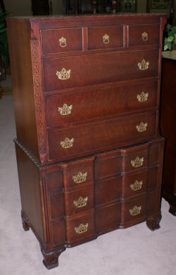 Chippendale block front mahogany chest of drawers