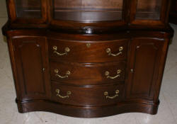 mahogany serpentine front china cabinet duncan phyfe