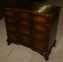 Kindel Furniture oxford mahogany block front dresser