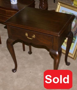 henkel harris queen anne mahogany night stand