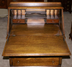 Chippendale mahogany antique Governor Winthrop desk