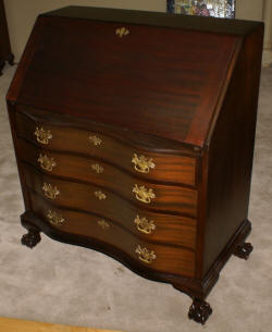 Governor Winthrop mahogany antique desk