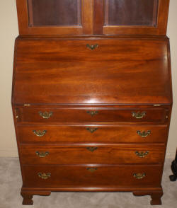 Craftique Furniture New Bern solid mahogany two piece secretary desk 