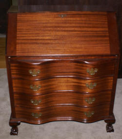 Mahogany serpentine front Governor Winthrop desk