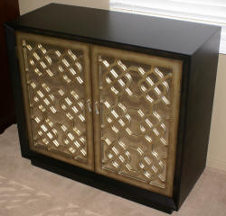 Pulaski Furniture Company two door mirrored server / accent console