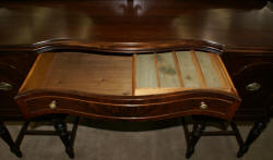 Walnut antique 1930s Sheraton sideboard