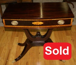 Banded inlaid mahogany Duncan Phyfe console table