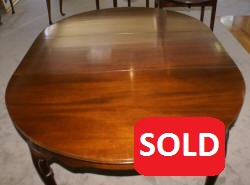 solid mahogany queen Anne dining room table 