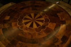 Jonathan Charles inlaid round Oyster veneer top table