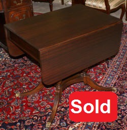 Duncan Phyfe mahogany drop leaf table