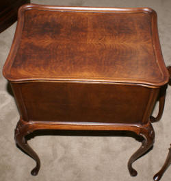 Beautiful matched pair of elegant Queen Anne walnut antique 2 drawer stands