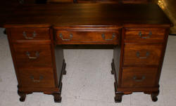 solid mahogany chippendale vanity